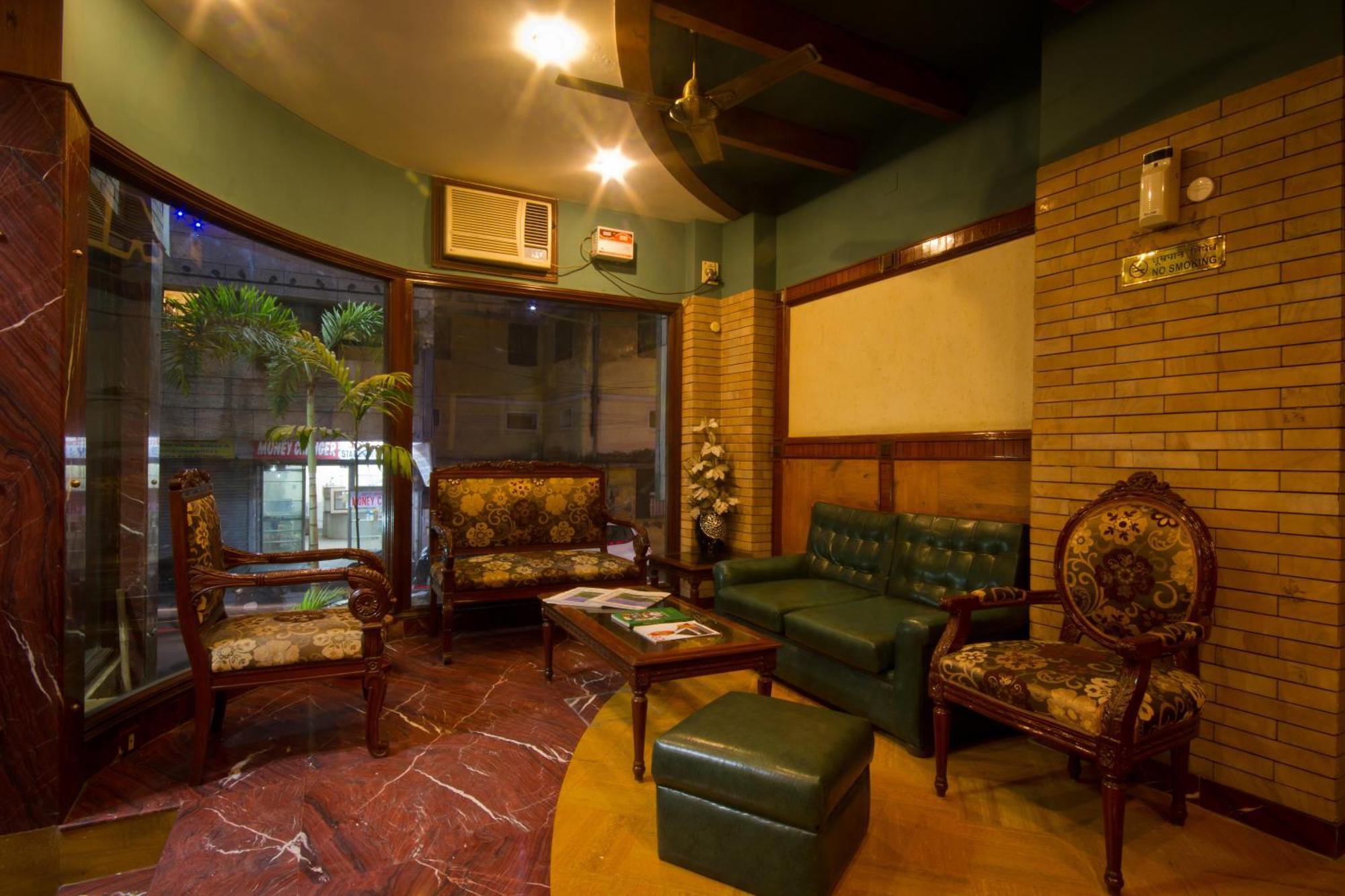 Hotel Sunstar Grand Delhi  Extérieur photo