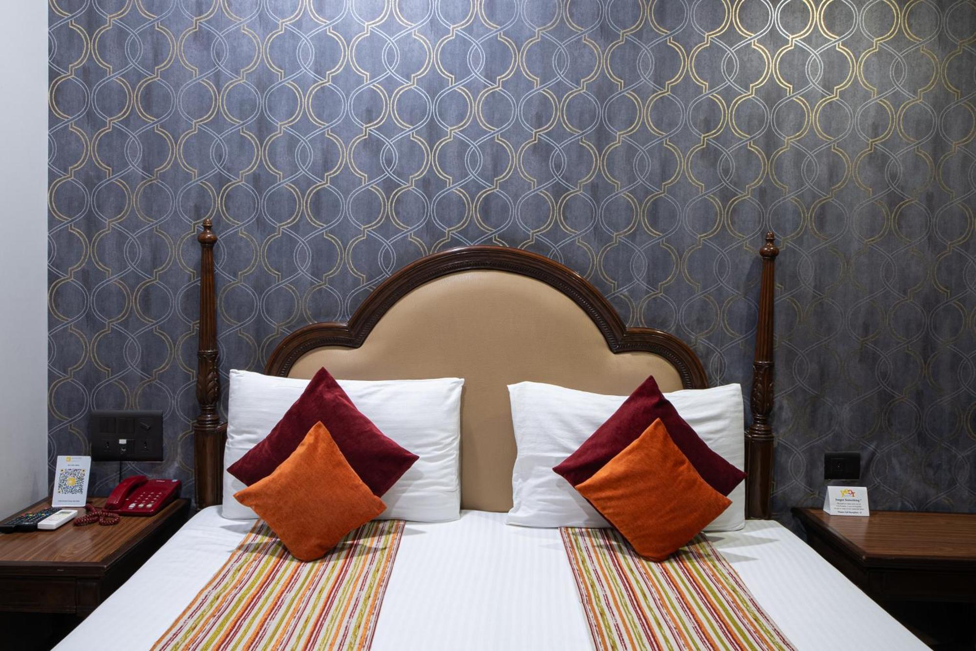Hotel Sunstar Grand Delhi  Extérieur photo