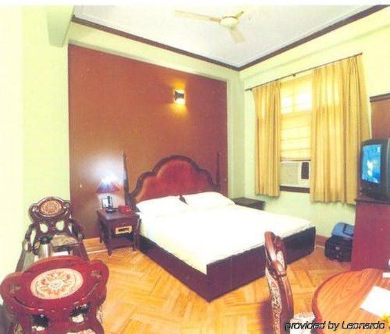 Hotel Sunstar Grand New Delhi Chambre photo